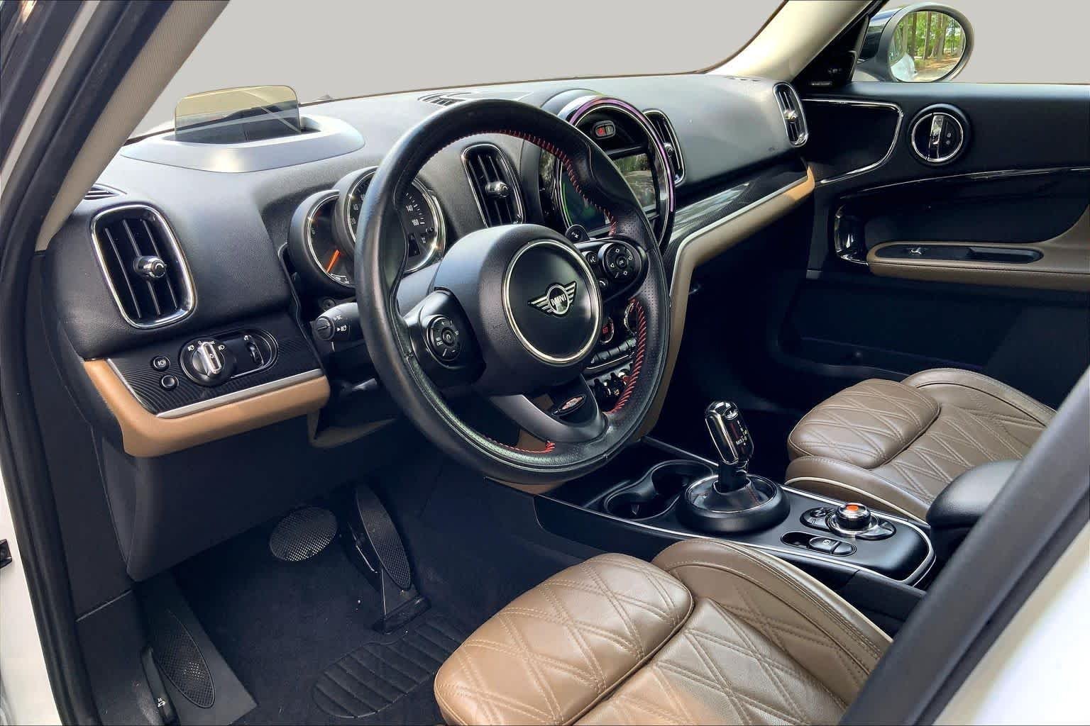 Used 2020 Light White MINI Cooper S image 17