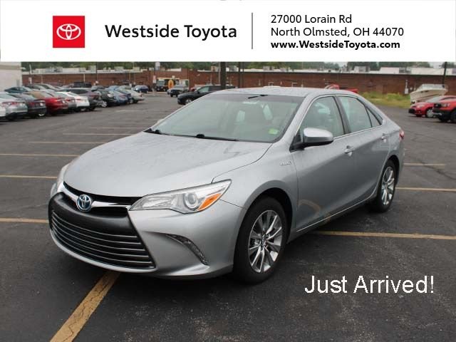 Used 2015 Celestial Silver Toyota LE image 1