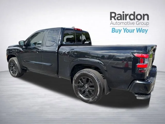 Used 2022 Super Black Nissan SV image 5