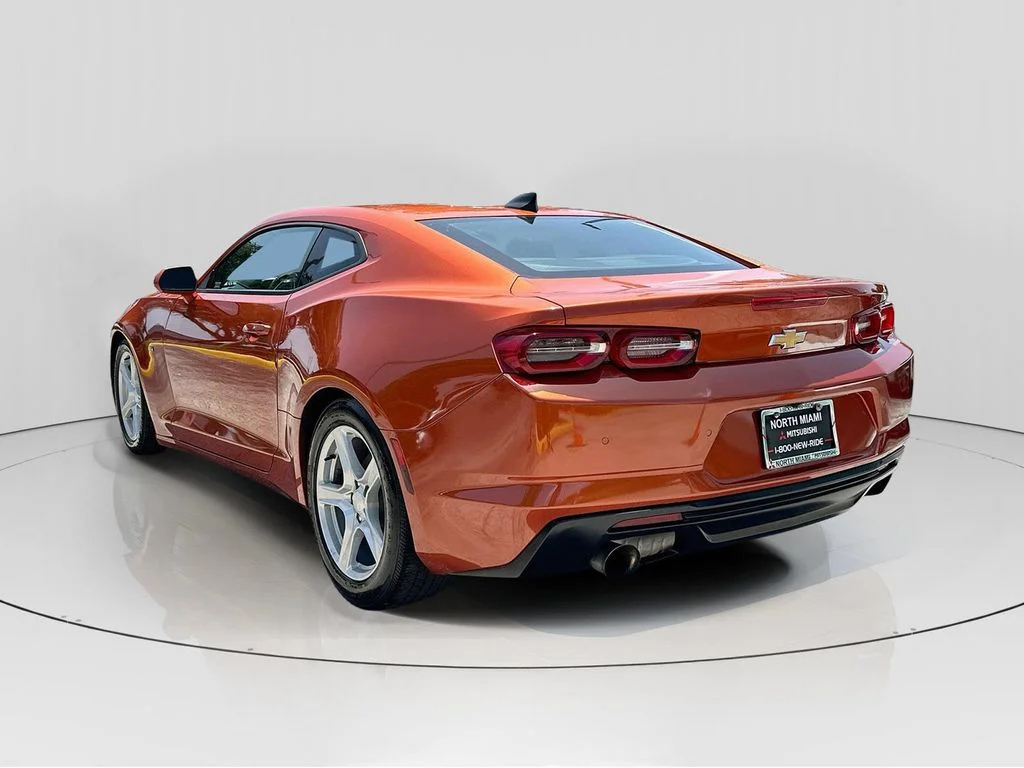 Used 2023 Red Chevrolet 1LT image 5