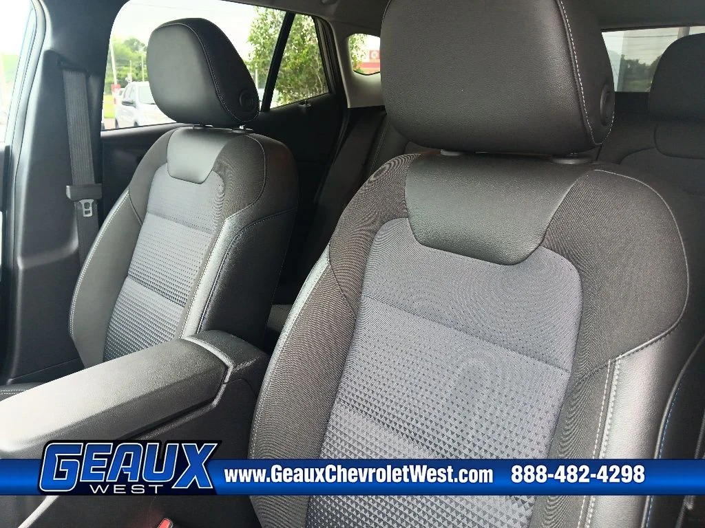 Used 2025 Gray Chevrolet LT image 21