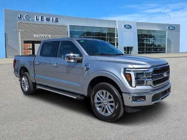 New 2026 Iconic Silver Metallic Ford Lariat image 33