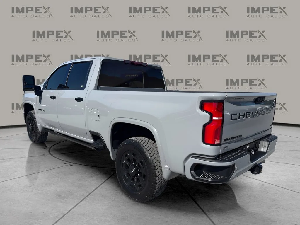 Used 2024 Gray Chevrolet LTZ image 4
