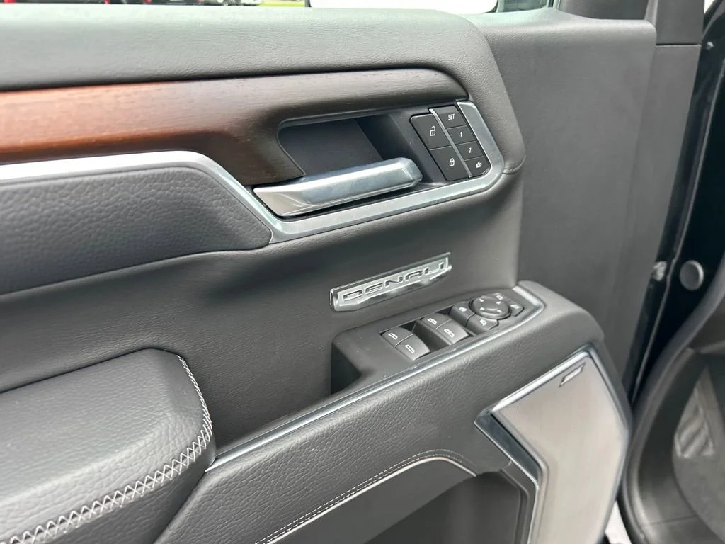 Certified Used 2026 Onyx Black GMC Denali image 17