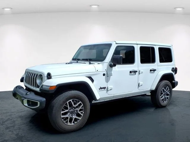 Used 2025 White Jeep Sahara image 2