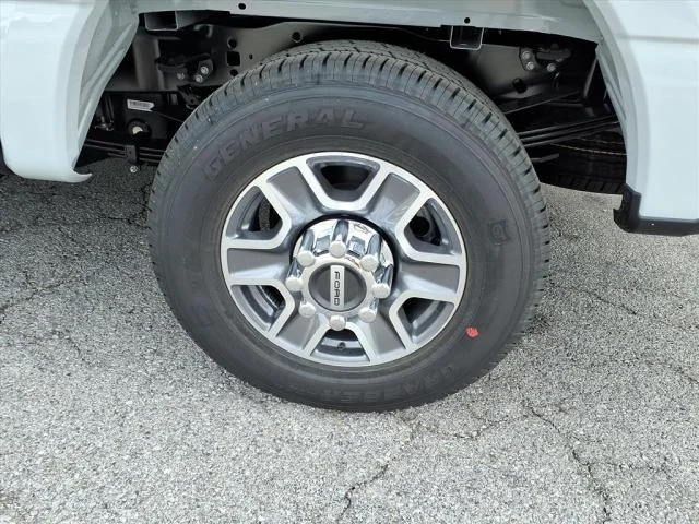New 2026 Avalanche Ford LARIAT image 19