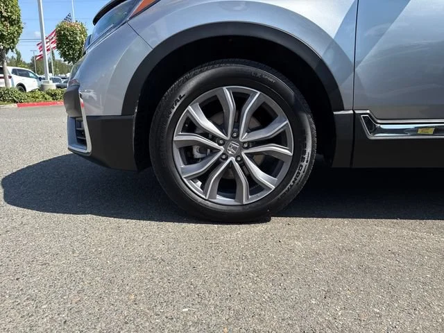 Certified Used 2022 Lunar Silver Metallic Honda Touring image 27