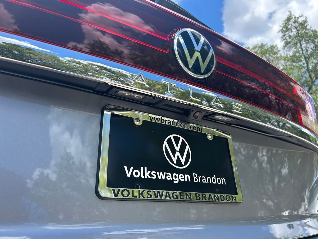 New 2026 Silver Volkswagen 2.0T SE w/Technology image 48