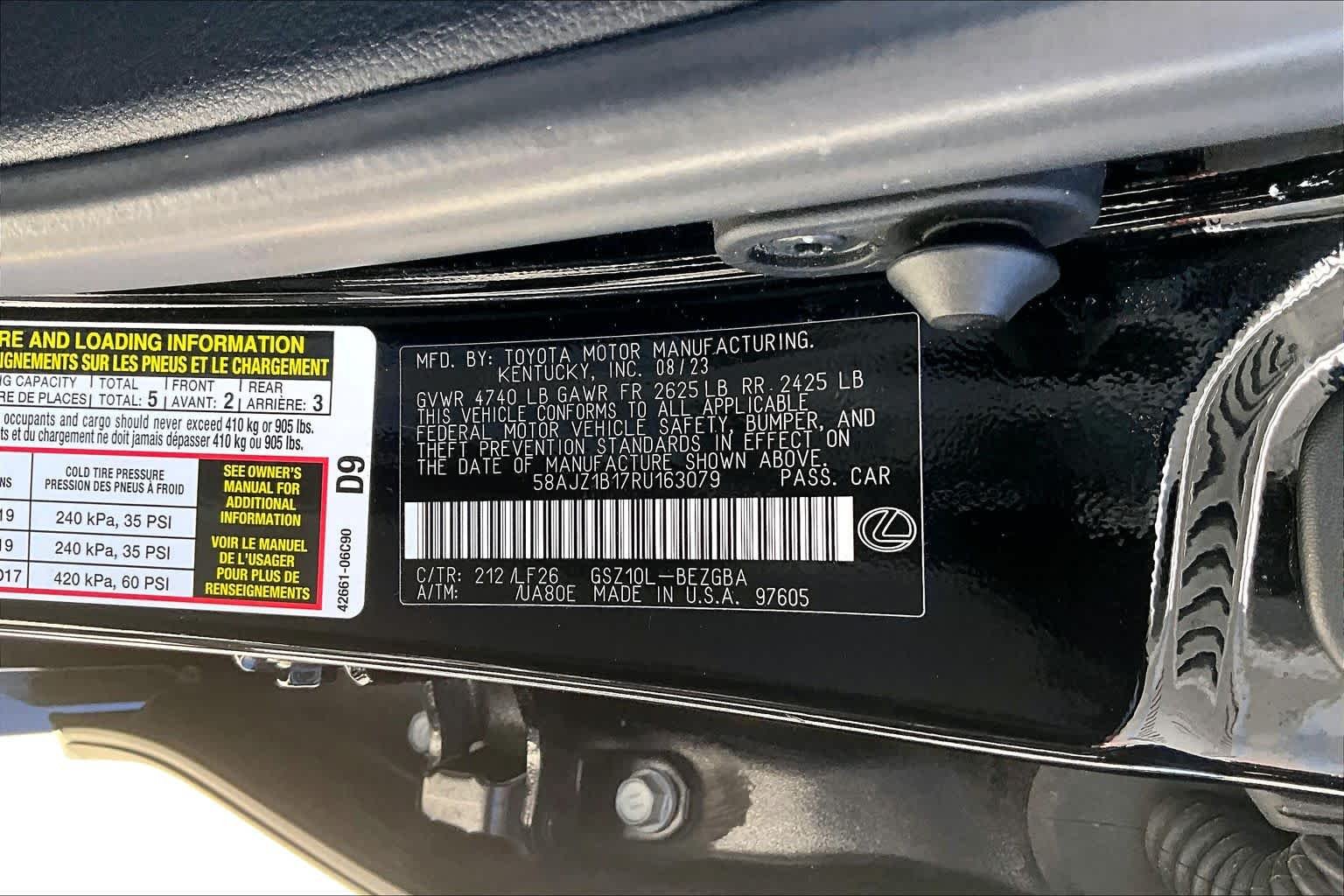 Used 2024 Obsidian Lexus F SPORT Handling image 33
