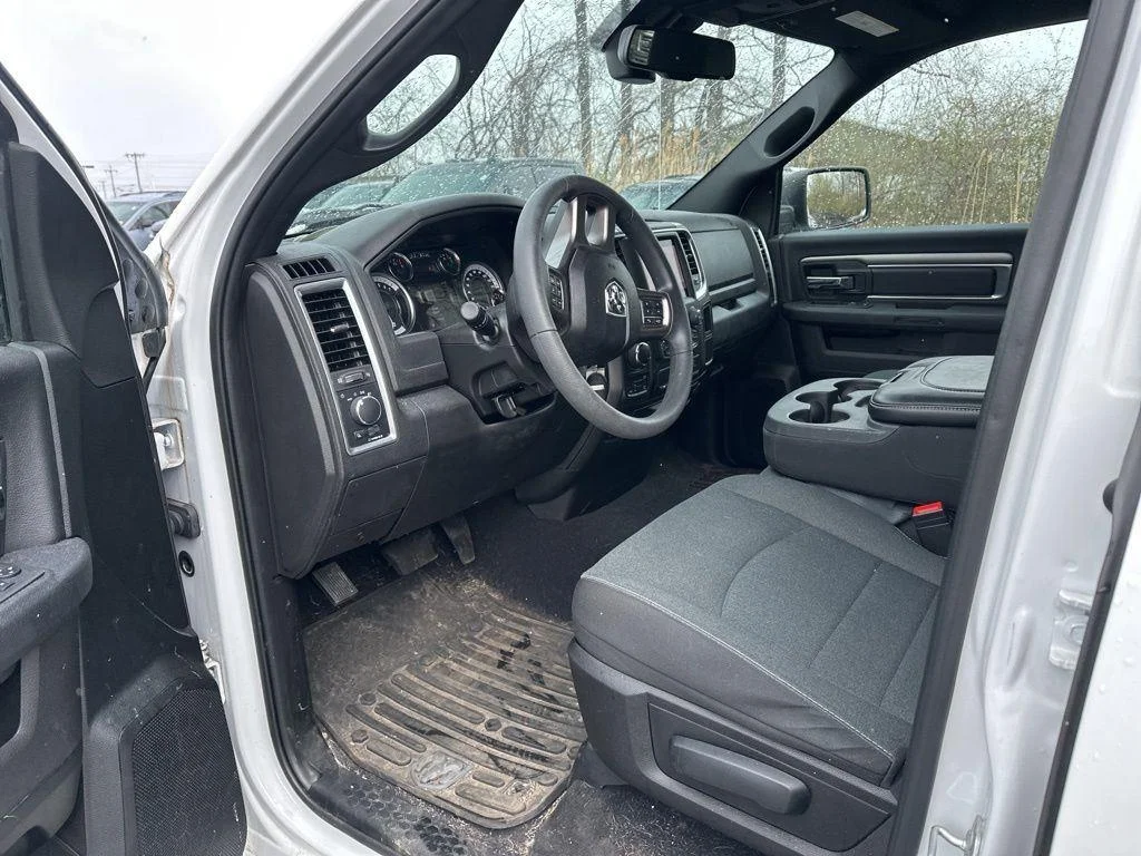 Used 2022 Bright White Clearcoat Ram Warlock image 7