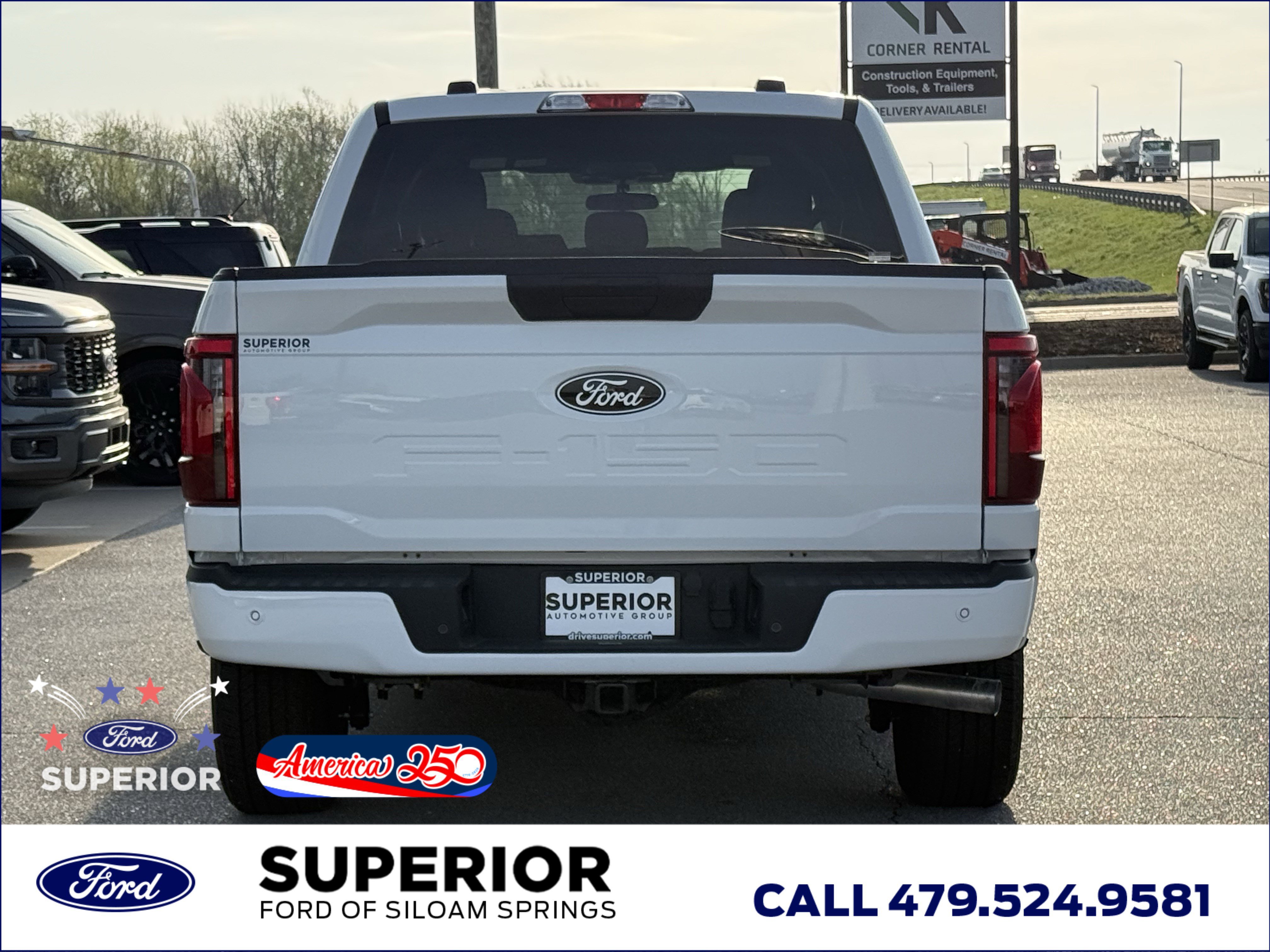 New 2026 Oxford White Ford XLT image 5