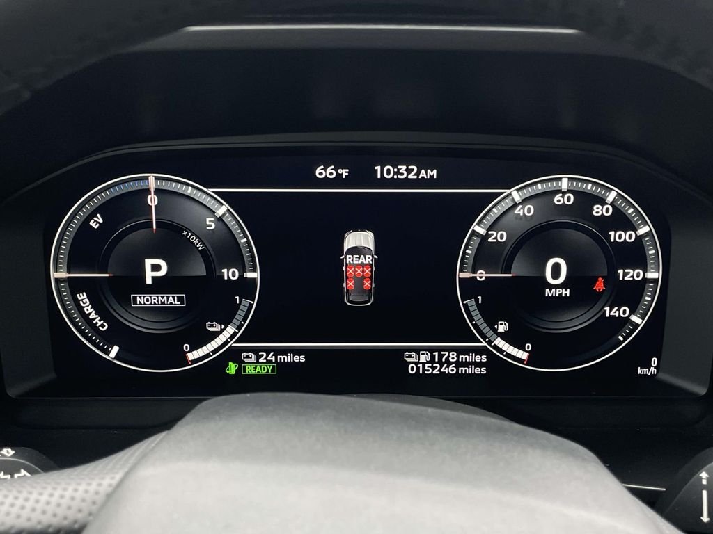 Used 2025 Cosmic Blue Metallic Mitsubishi SE image 14