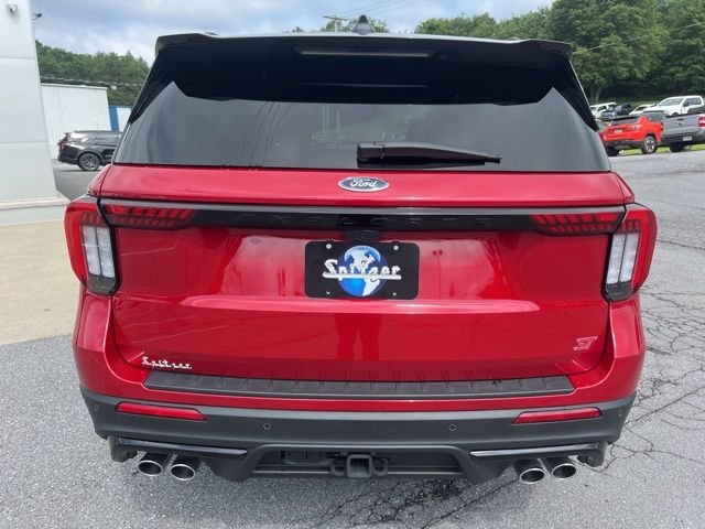 New 2025 Rapid Red Metallic Tinted Clearcoat Ford ST image 8