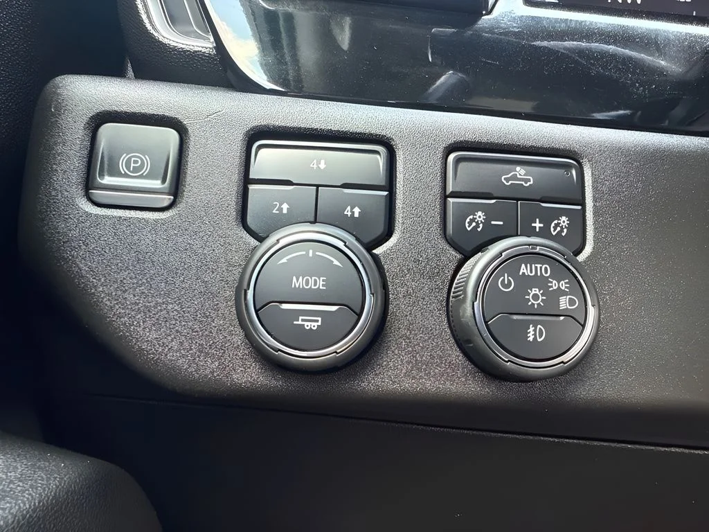 Used 2024 White Chevrolet LT image 21