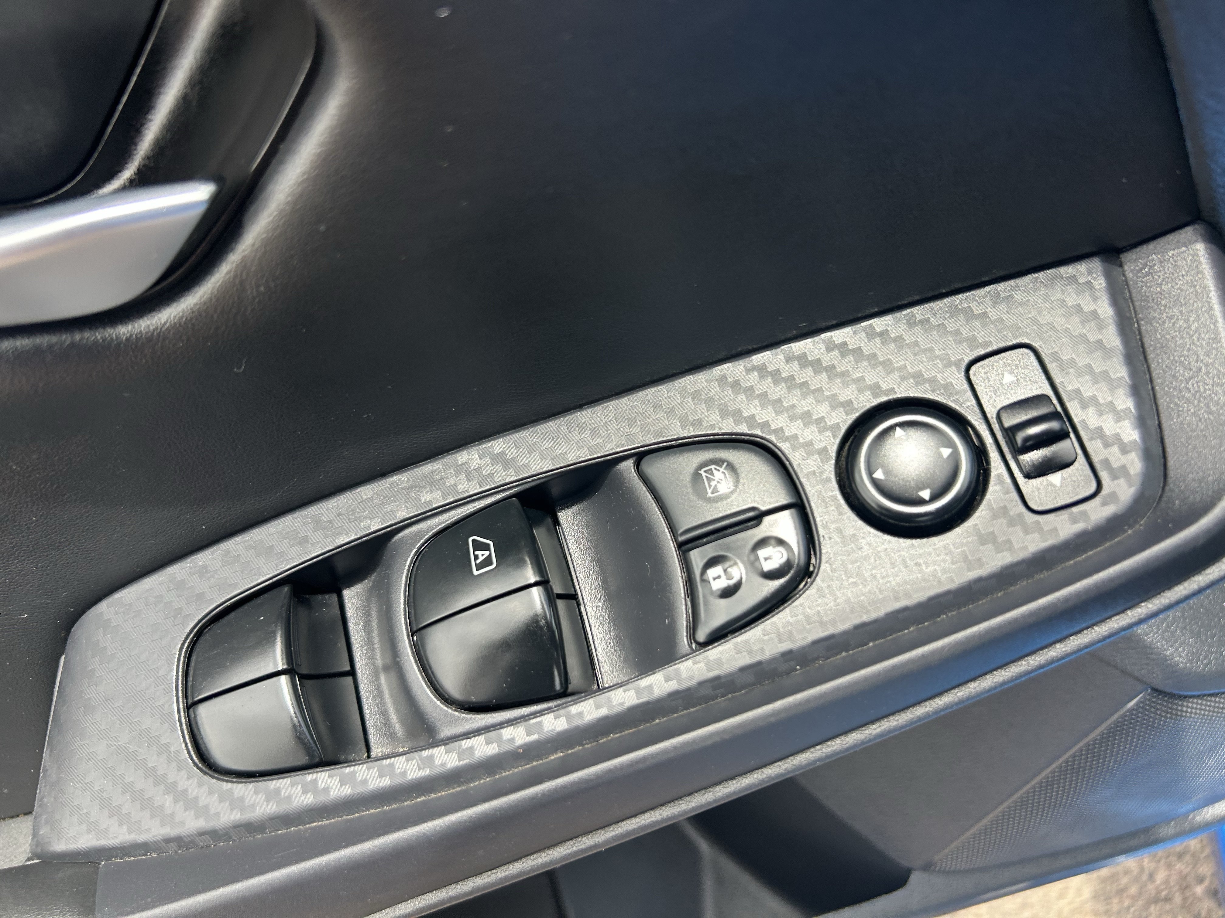 2024 Nissan Sentra SV - Photo 28