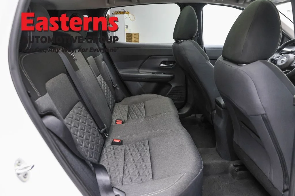 Used 2025 White Nissan SV image 24