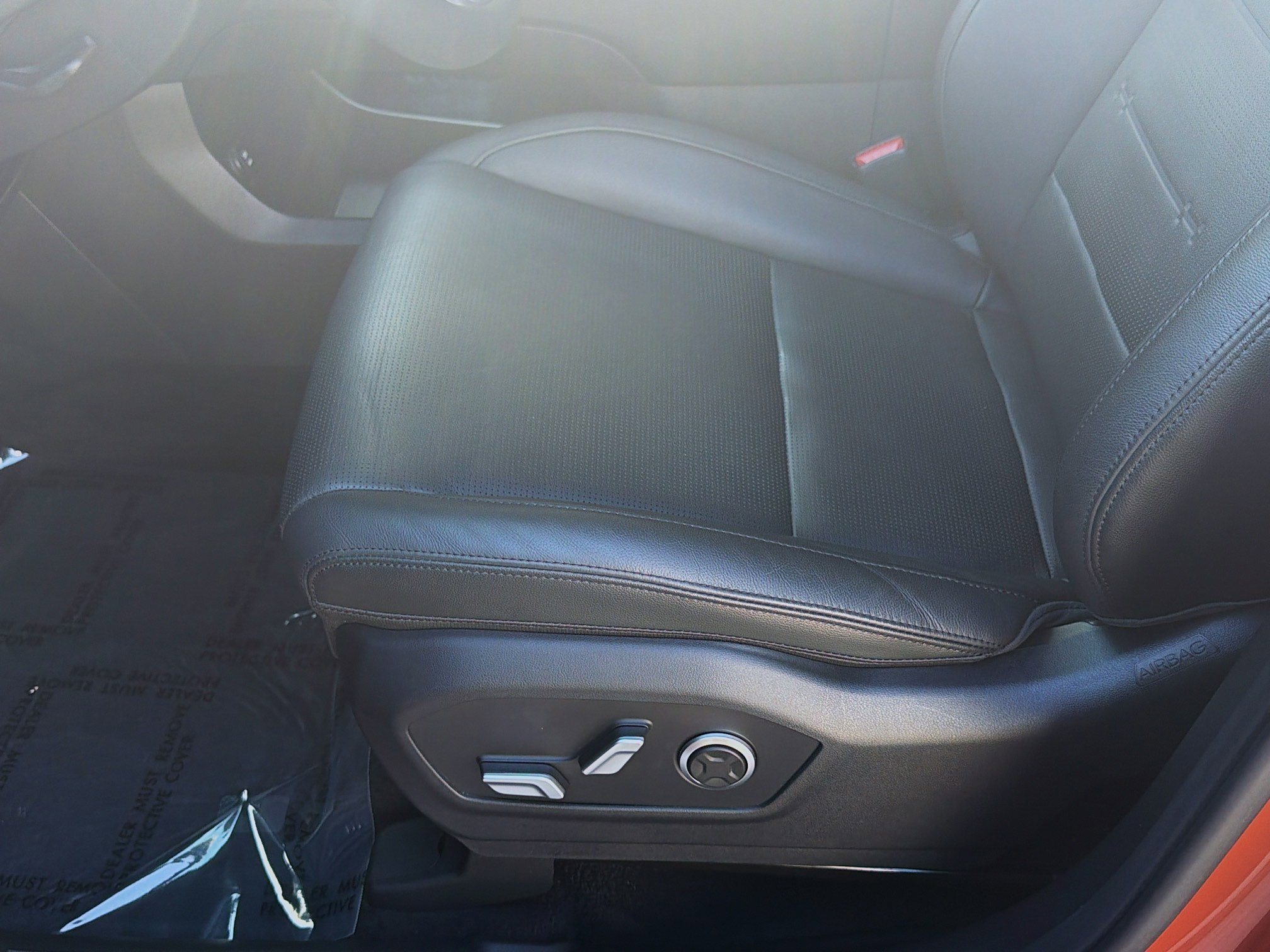 2025 Hyundai Santa Fe Limited - Photo 17