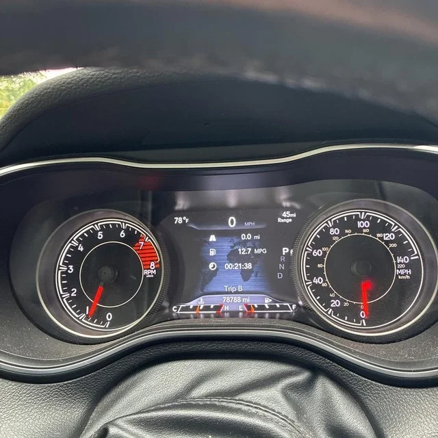 Used 2019 Gray Jeep Limited image 10