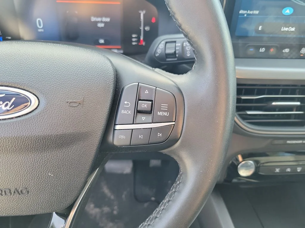 Used 2023 White Ford Active image 19