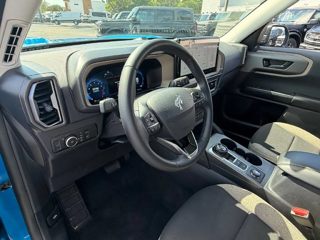 Used 2025 Blue Metallic Ford Big Bend image 10