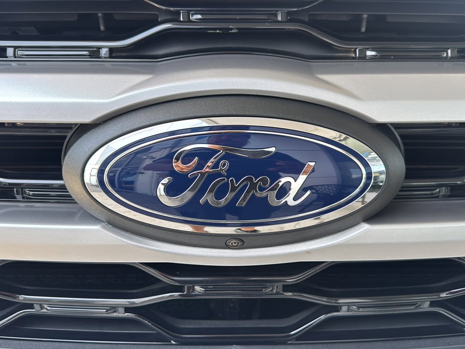 Used 2022 Star White Metallic Tri Coat Ford XLT image 49