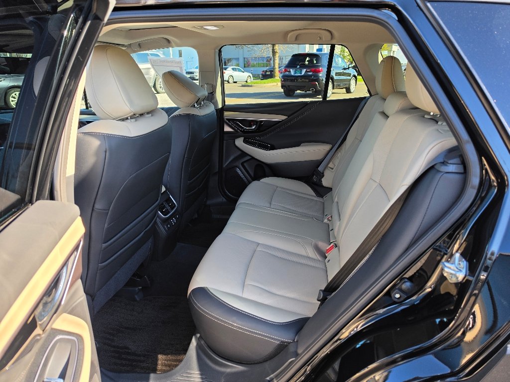 2025 Subaru Outback Limited - Photo 34