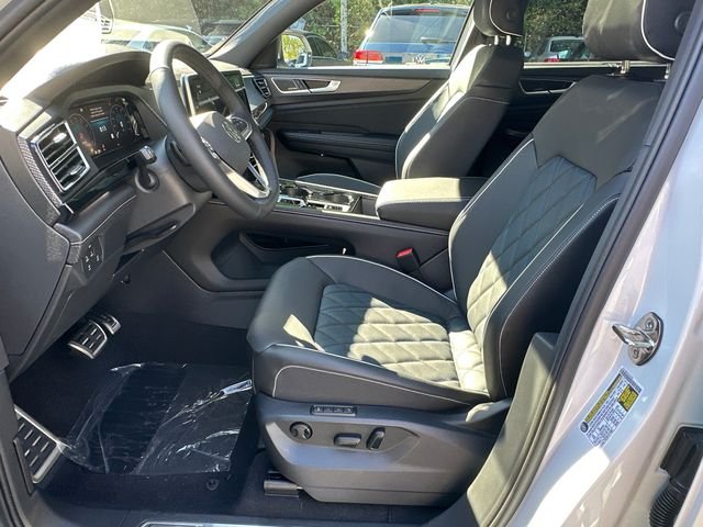 New 2026 White Volkswagen 2.0T SEL Premium R-Line image 9