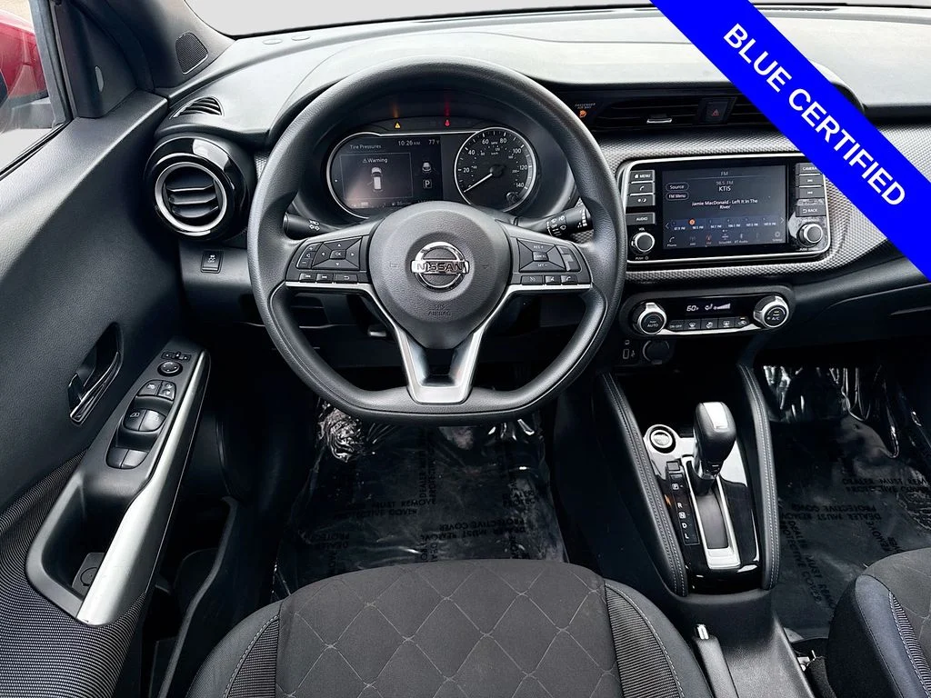 Certified Used 2019 Cayenne Red Nissan SV image 18