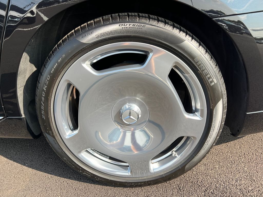 Certified Used 2024 Silver Mercedes-Benz Maybach S 680 image 43