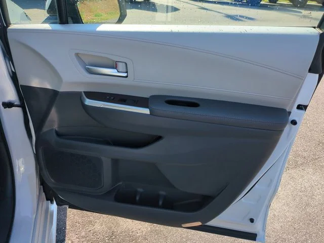 Used 2023 Beige Toyota XLE image 34