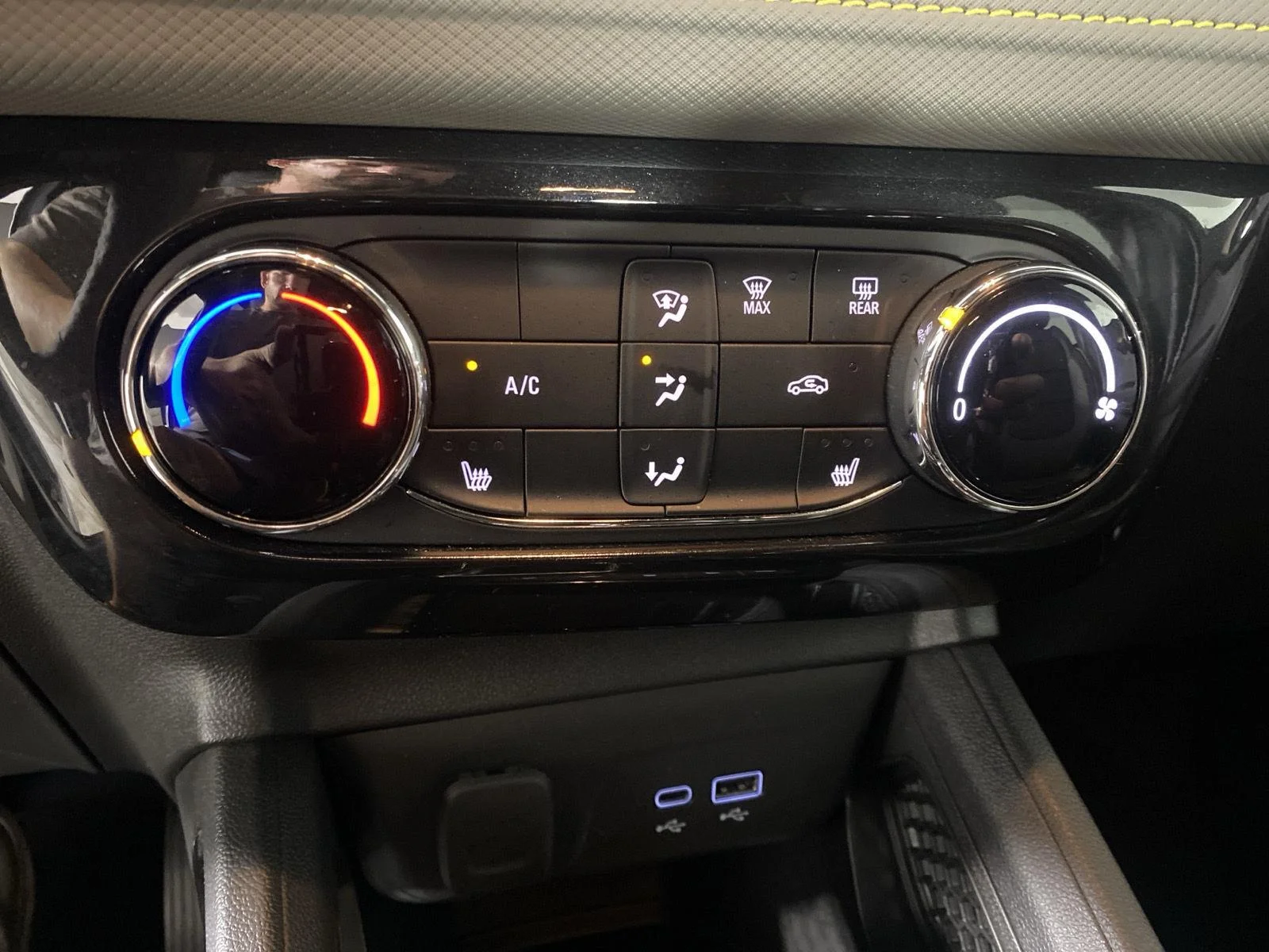 Used 2024 Sterling Gray Metallic Chevrolet ACTIV image 19