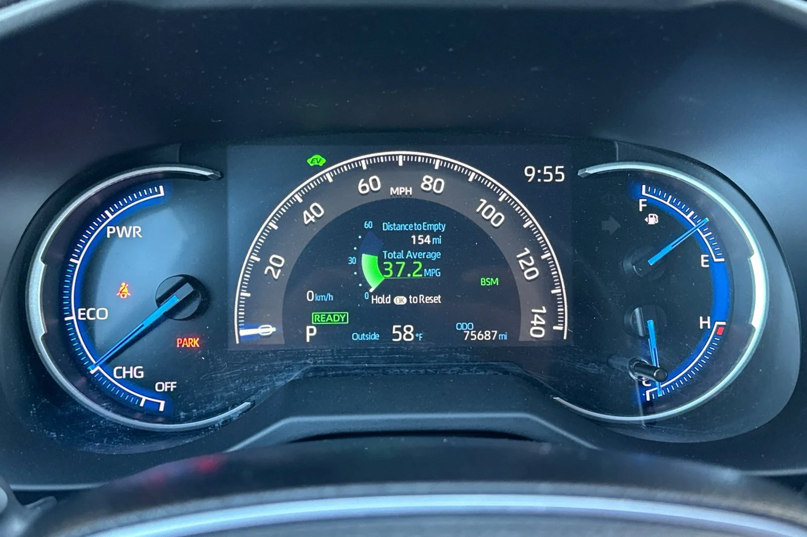 Used 2020  Toyota Hybrid XSE image 25