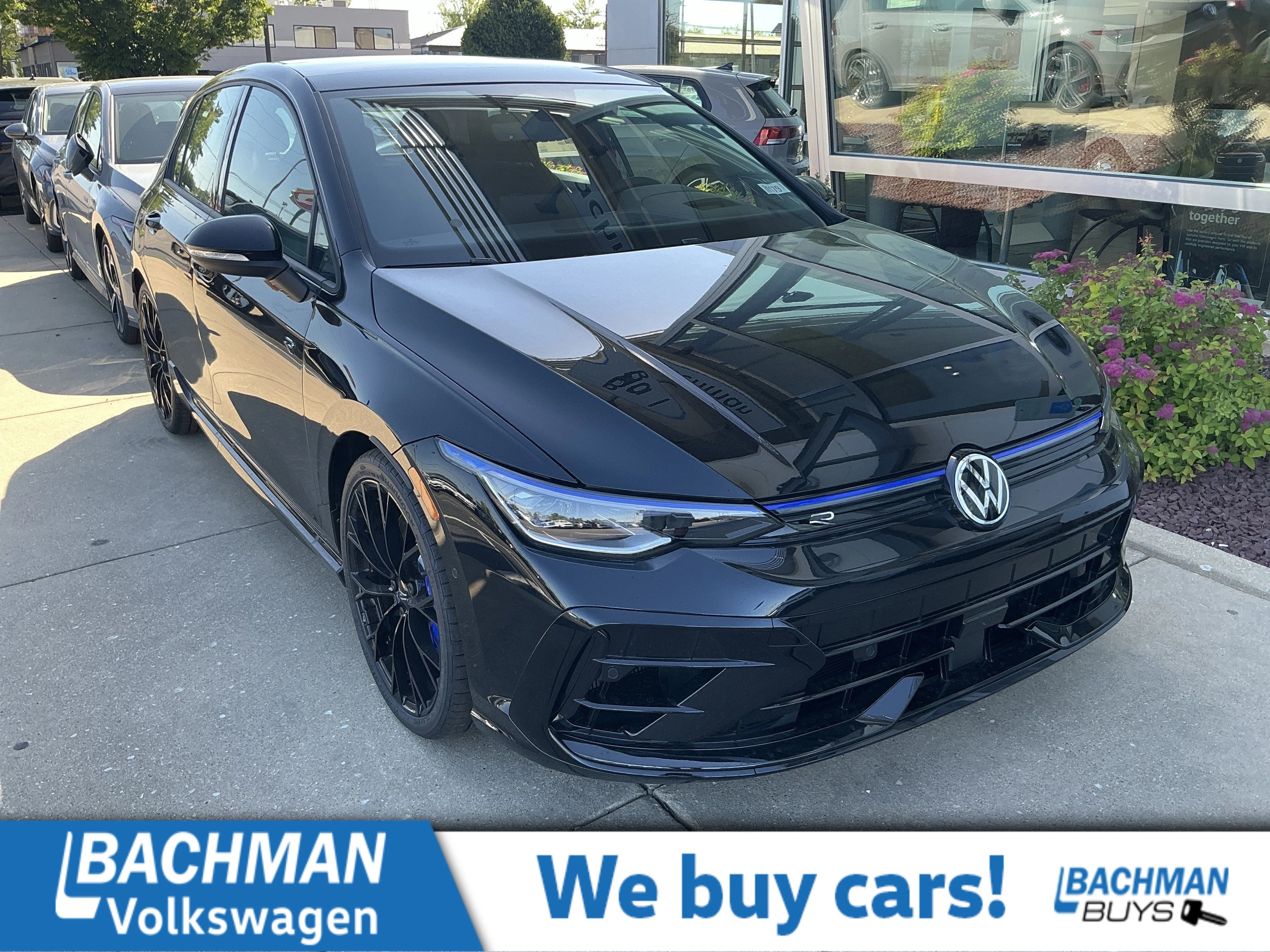 2026 Volkswagen Golf R Golf R 4-door DSG's photo