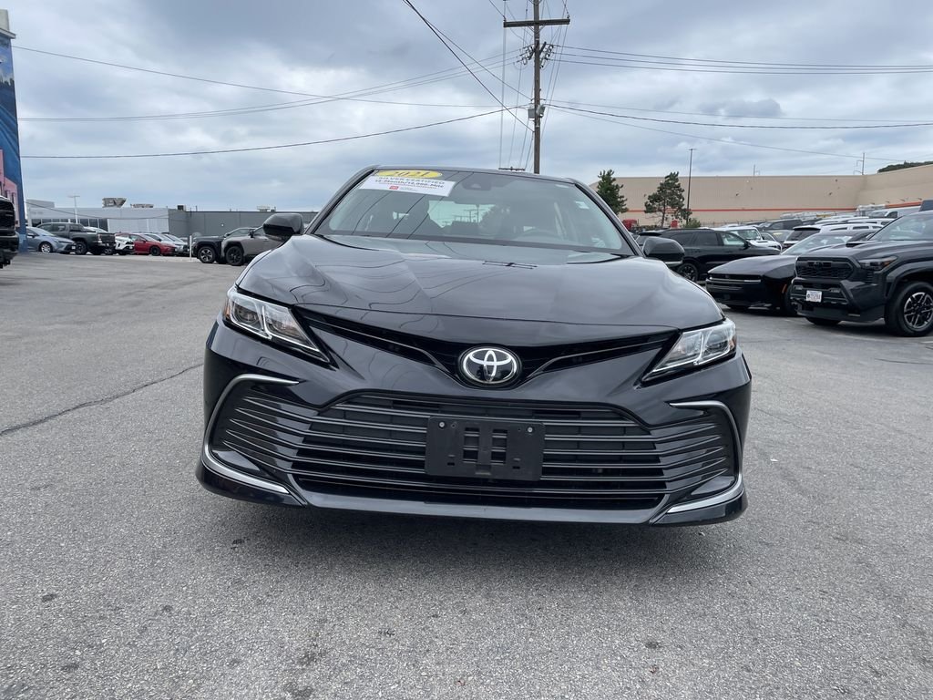 Used 2021 Black Toyota LE image 5