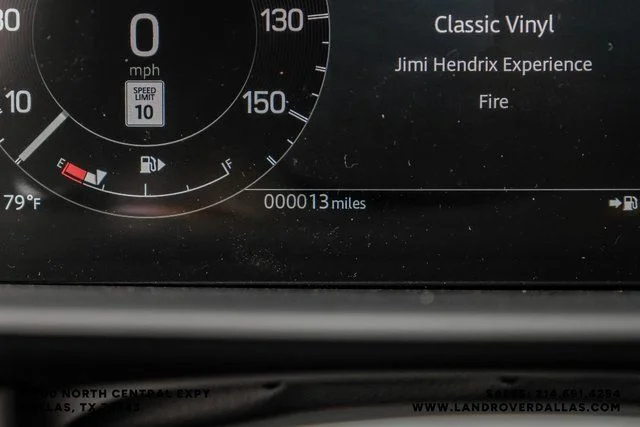 Used 2025 Santorini Black Metallic Land Rover S image 20