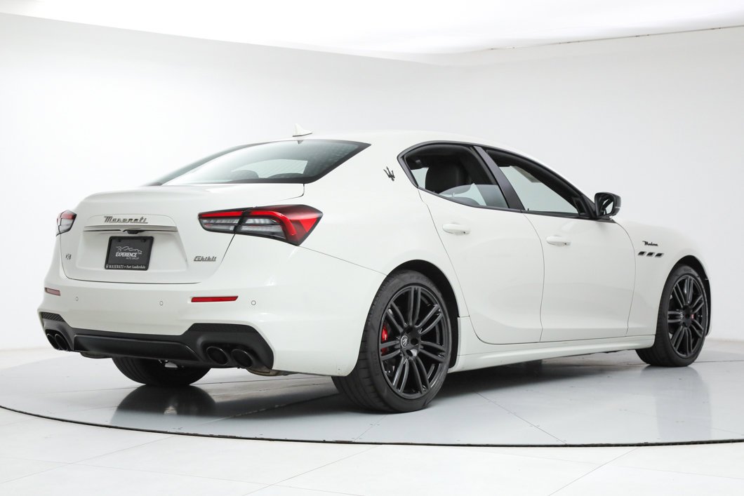 Used 2023 White Maserati Modena image 5