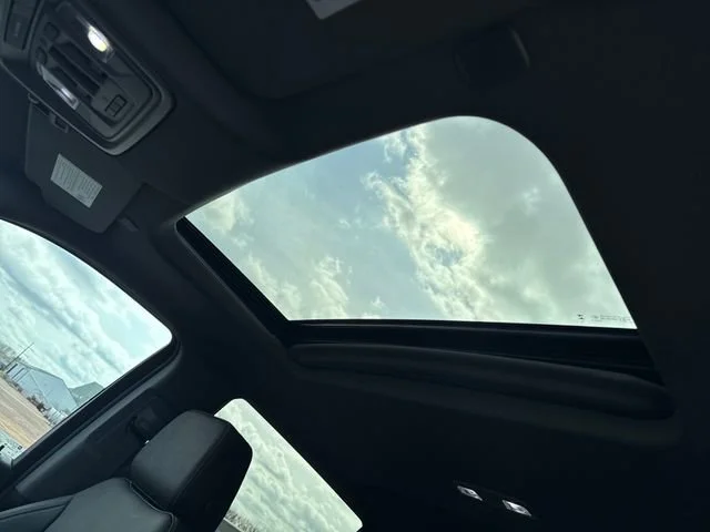 2026 GMC Sierra 1500 SLT - Photo 24