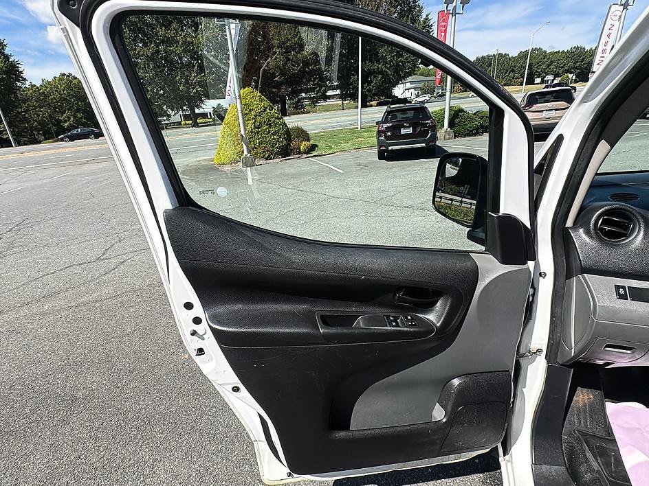 Used 2021 Fresh Powder Nissan S image 17