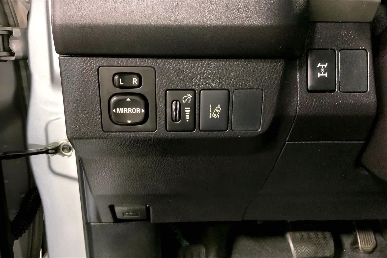 Used 2017 Silver Sky Metallic Toyota LE image 35