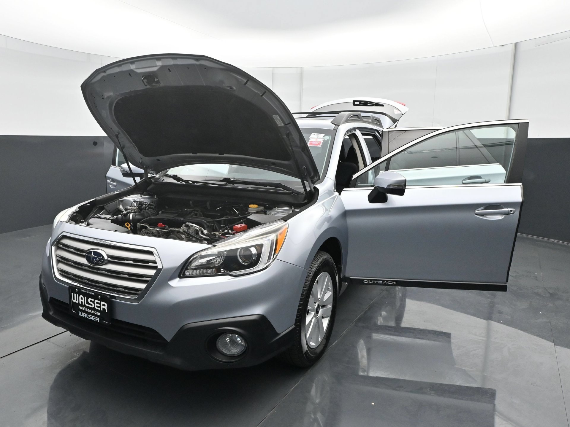 Used 2015 Ice Silver Metallic Subaru 2.5i Premium image 31
