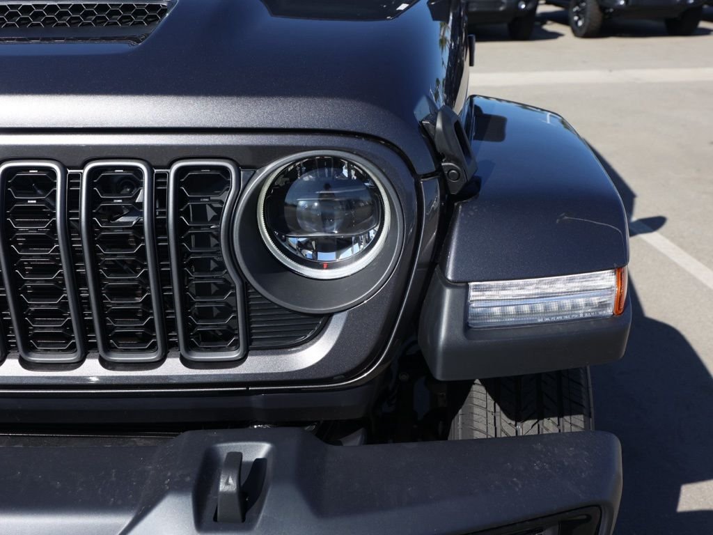 New 2026 Granite Crystal Metallic Clear-Coat Exterior Paint Jeep Sport S image 9