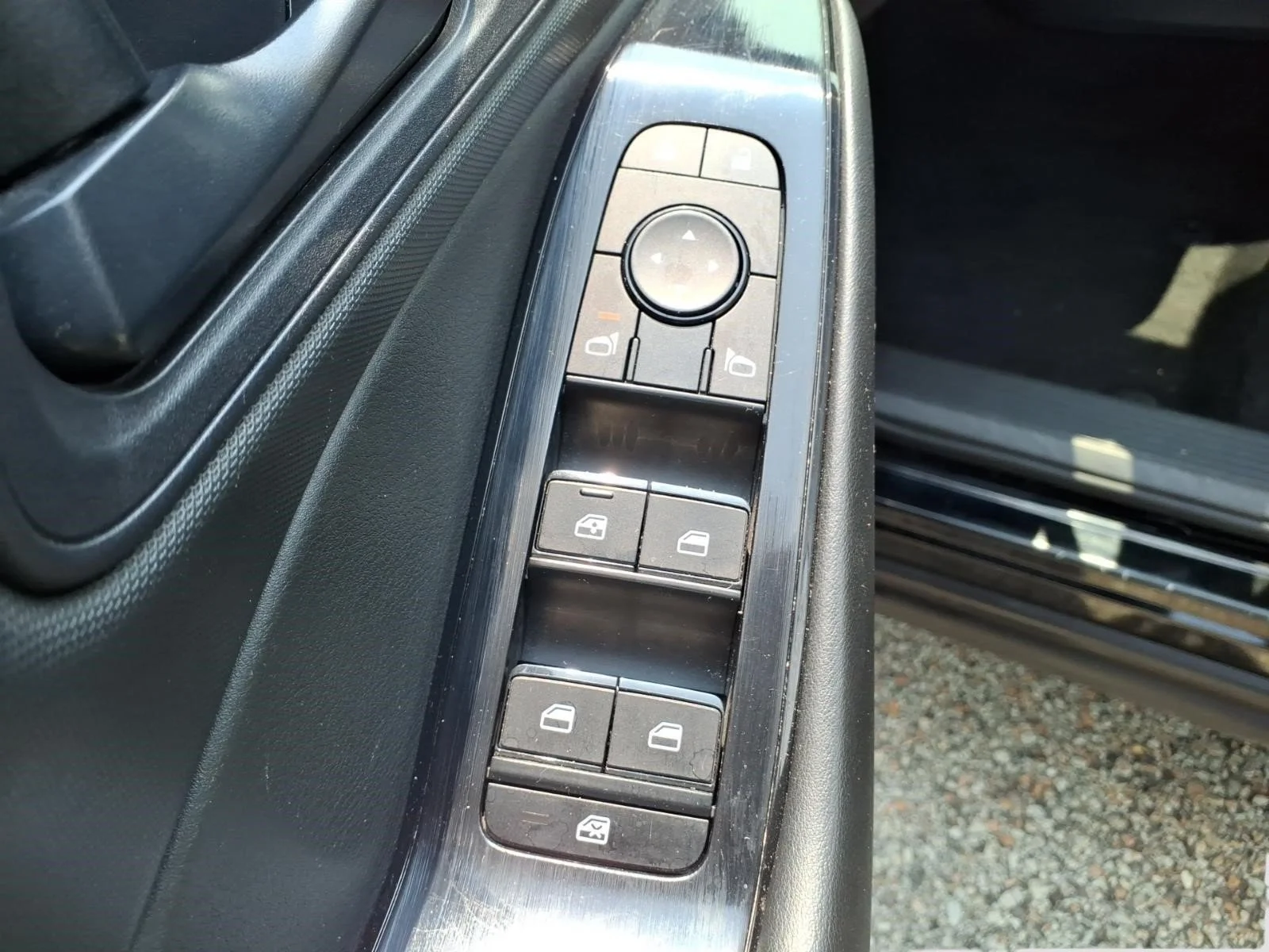 Used 2024 Super Black Kh3 Nissan S image 21