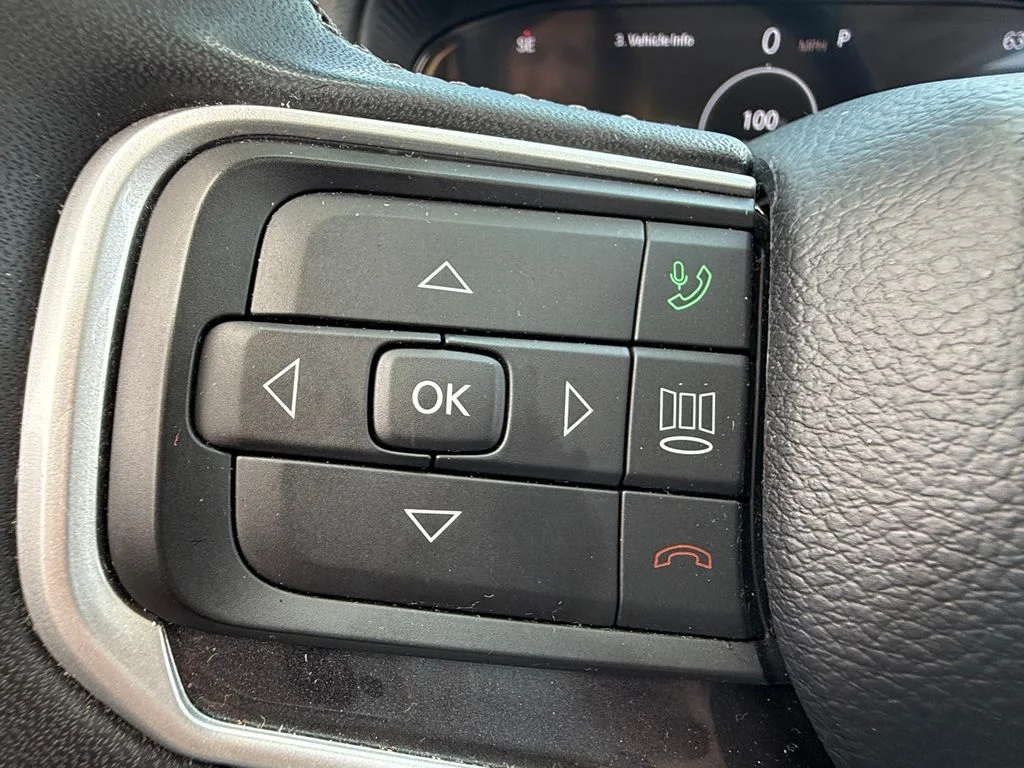 Used 2024 Black Jeep  image 19