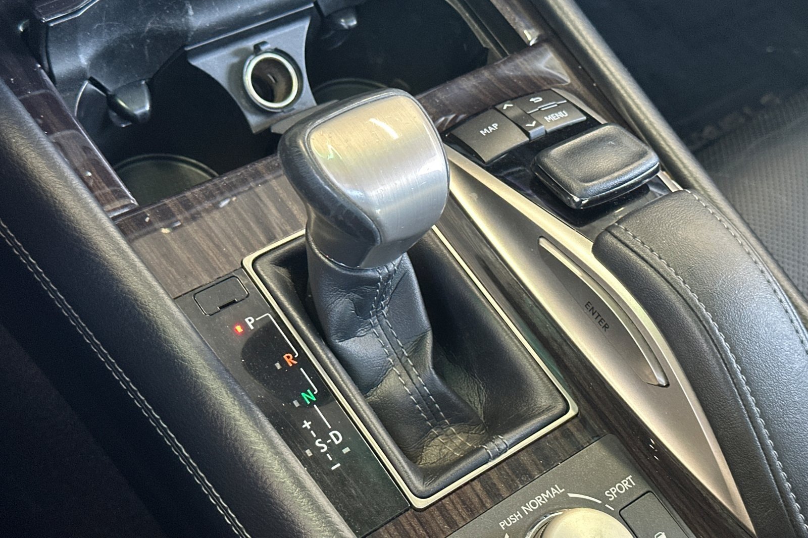Used 2016 BLACK Lexus  image 20