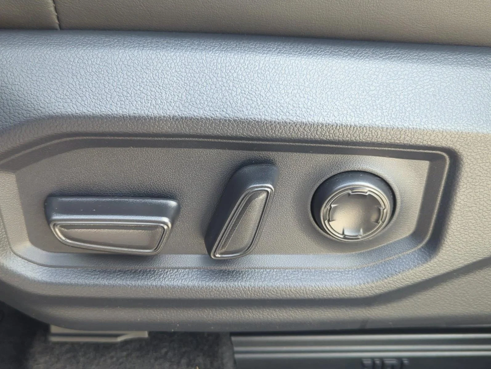 Used 2026 Magnetic Gray Meta Toyota Platinum image 12