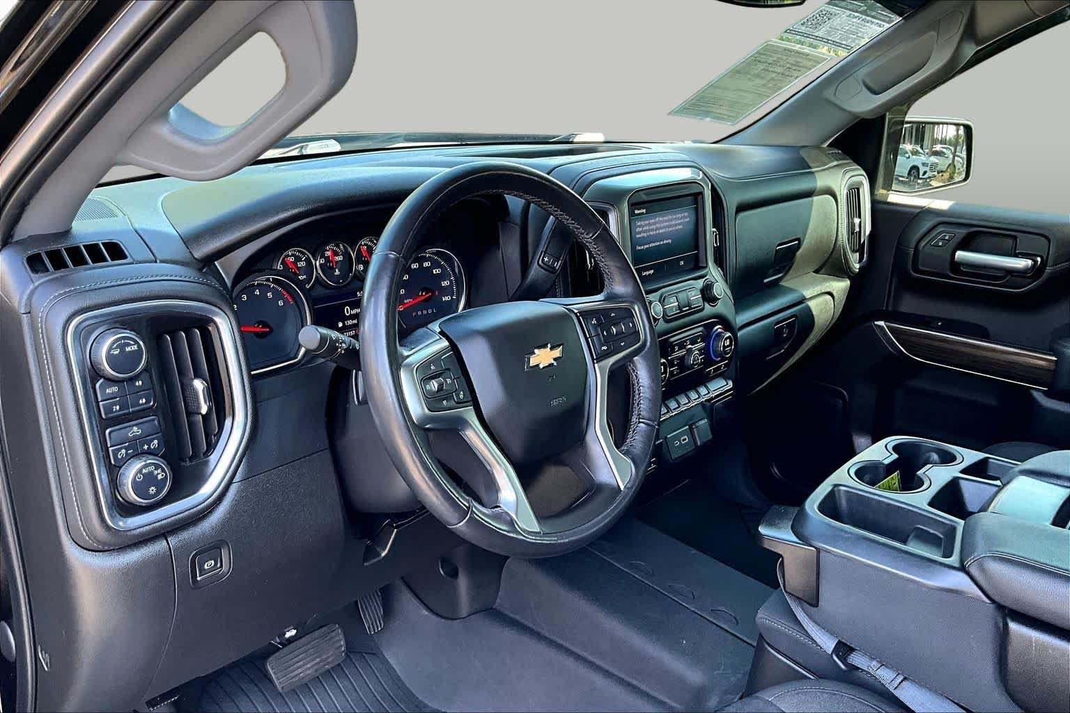 Used 2021 Black Chevrolet LT image 17