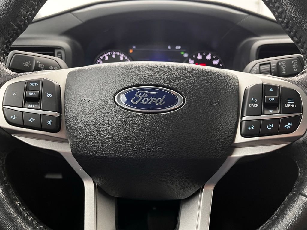 Used 2022 Blue Metallic Ford XLT image 23