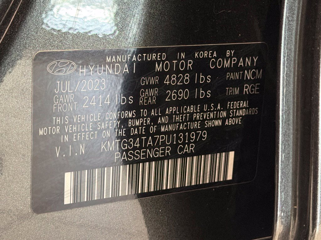 2023 GENESIS G70 Standard - Photo 22
