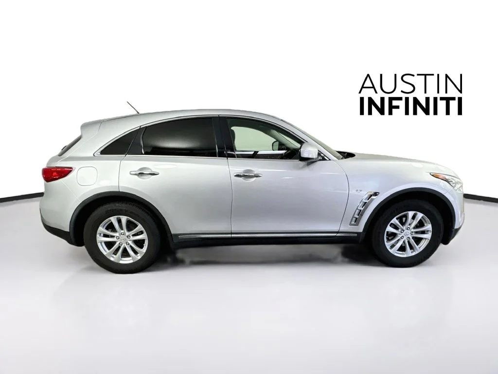 Used 2016 Silver INFINITI  image 8
