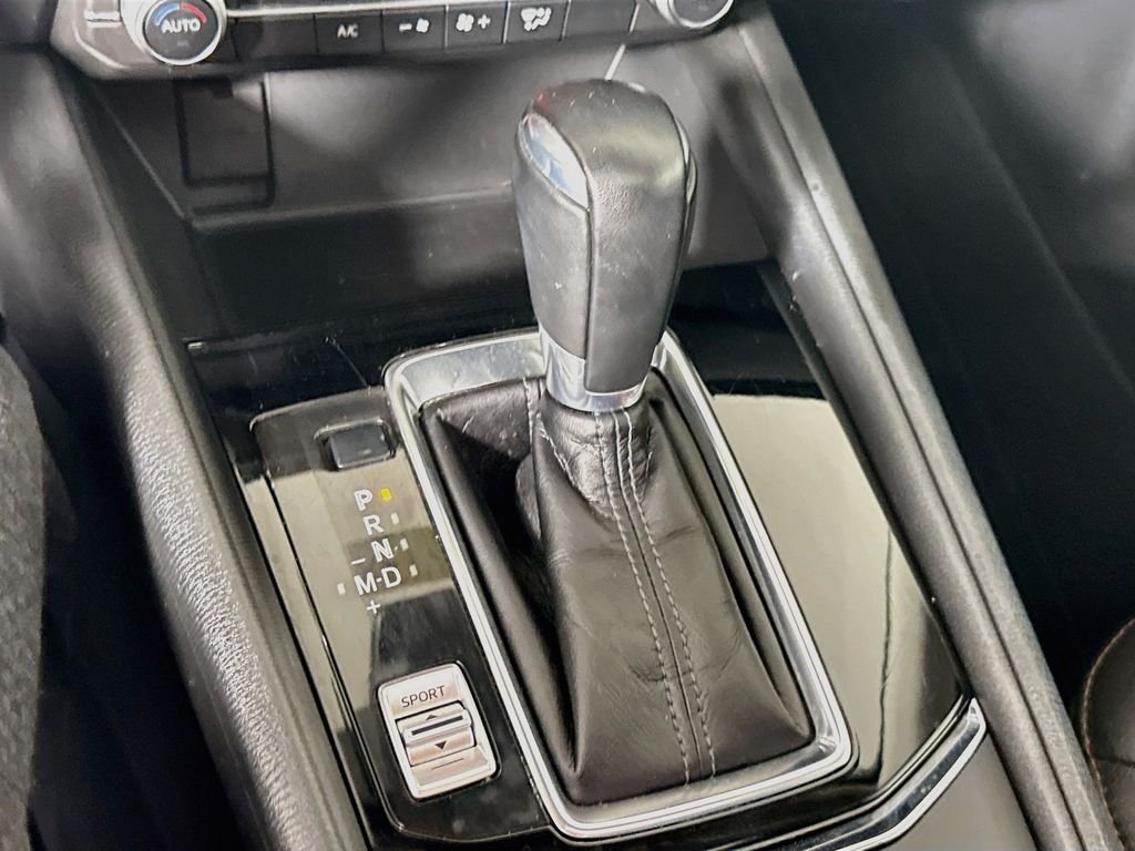Used 2021 Snowflake White Pearl Mica Mazda Touring image 15